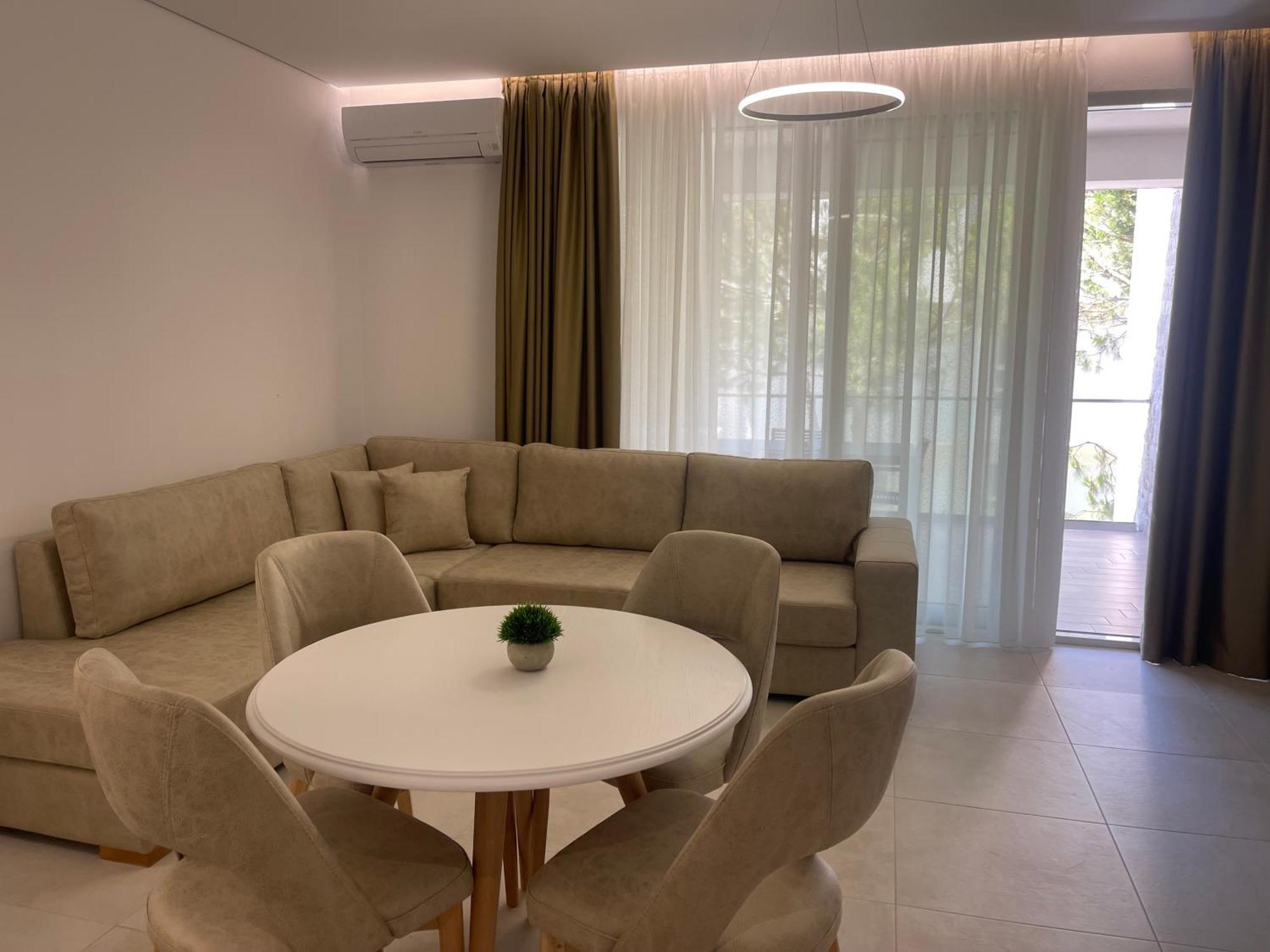 Eme Apartments - Kompleksi San Pietro, Gjiri I Lalzit Durres Exterior photo